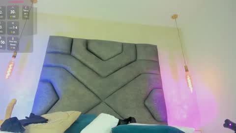 Linda Saenz online show from 11-25-25, 11:32