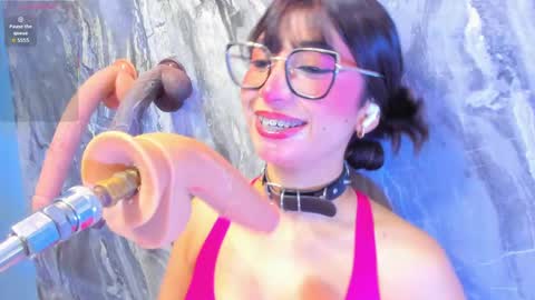 linda_sofi__ online show from 06-04-26, 09:54
