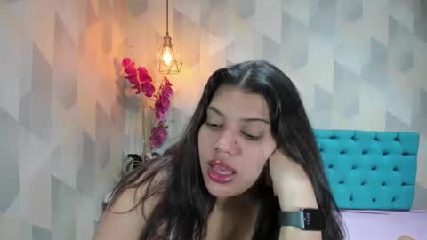 Snapshot of lindabreexlove chatting on 06-04-26, 05:08 online show from 06-04-26, 05:08