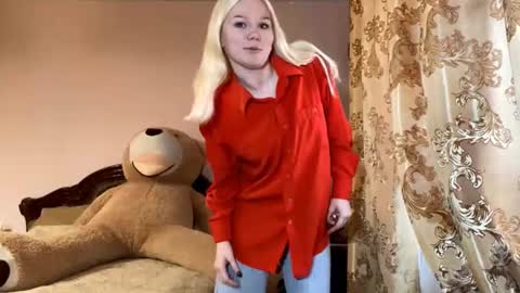 Luna online show from 11-06-25, 11:55