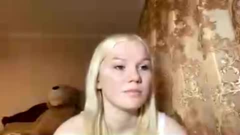 Luna online show from 12-01-25, 10:31