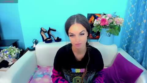 Linda online show from 10-06-25, 03:15