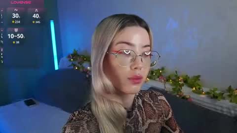 Snapshot of lindathackerr chatting on 07-02-26, 04:18 Linda online show from 07-02-26, 04:18
