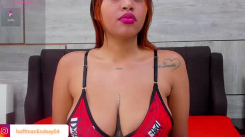 Snapshot of lindsayhoffman18 chatting on 01-29-25, 06:50 Lindsay online show from 01-29-25, 06:50