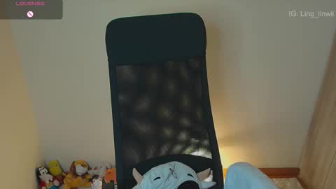 Ling online show from 03-20-26, 02:22