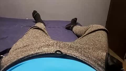 Linkubo online show from 10-06-25, 03:59