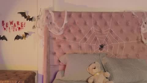 Luciana online show from 10-30-25, 09:48