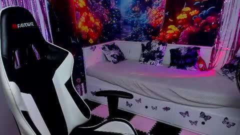 Tina online show from 06-28-26, 05:30