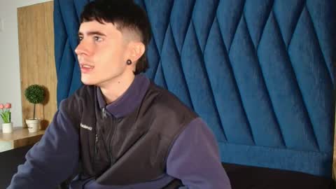 Lio online show from 04-06-26, 02:53