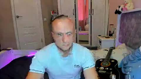 Daisy and Ratibor online show from 03-24-26, 09:36