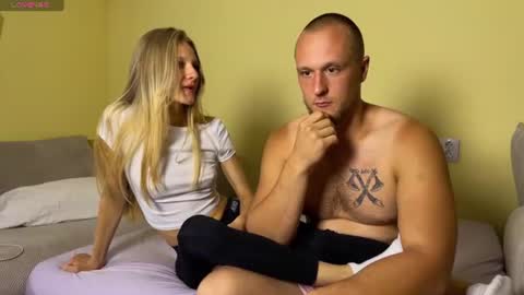 Snapshot of lion_and_kitty chatting on 07-20-26, 04:31 Daisy and Ratibor online show from 07-20-26, 04:31