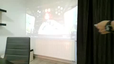 Leo online show from 02-25-25, 03:27