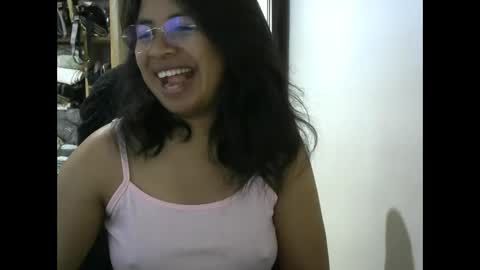 Snapshot of liora_selenex chatting on 06-10-26, 04:12 Liora selenex online show from 06-10-26, 04:12