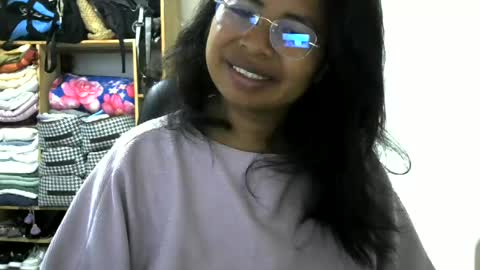 Snapshot of liora_selenex chatting on 06-25-26, 03:50 Liora selenex online show from 06-25-26, 03:50