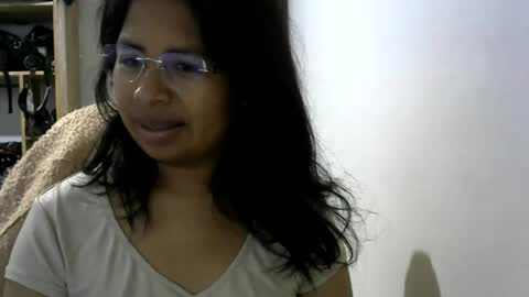 Snapshot of liora_selenex chatting on 07-03-26, 04:08 Liora selenex online show from 07-03-26, 04:08