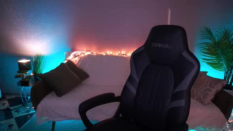 Lia online show from 03-12-26, 07:25