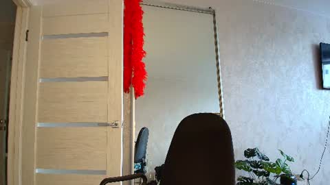 Snapshot of lioraweiss chatting on 07-18-26, 09:24 Liora Weiss online show from 07-18-26, 09:24