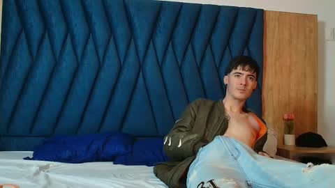  L I O  Q U E E N   online show from 01-15-26, 03:33