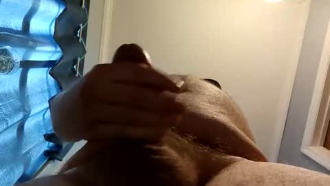 Snapshot of lip198 chatting on 11-08-25, 05:45 Phillip online show from 11-08-25, 05:45