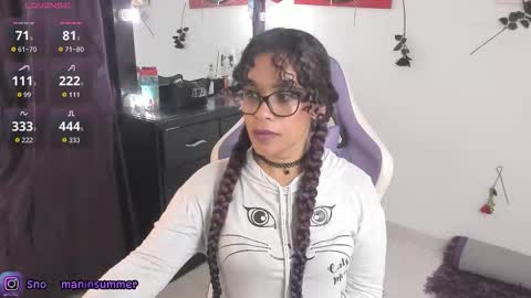 Snapshot of lips_sarasofia chatting on 03-25-26, 06:25 lips_sarasofia online show from 03-25-26, 06:25