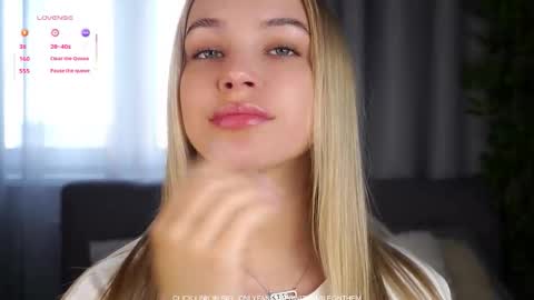 Amelia online show from 03-18-26, 01:09