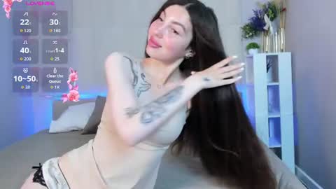 Snapshot of lira_revery chatting on 06-22-26, 11:57 Lira revery online show from 06-22-26, 11:57