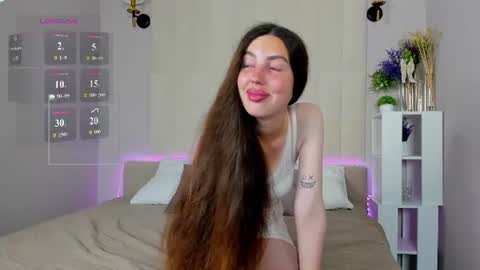 Snapshot of lira_revery chatting on 07-12-26, 12:01 Lira revery online show from 07-12-26, 12:01