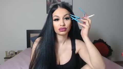 Snapshot of lisa104739 chatting on 12-17-24, 09:05 Lisa online show from 12-17-24, 09:05