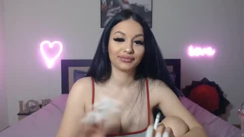 Snapshot of lisa104739 chatting on 01-08-25, 09:01 Lisa online show from 01-08-25, 09:01