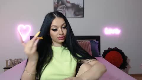 Snapshot of lisa104739 chatting on 02-11-25, 09:14 Lisa online show from 02-11-25, 09:14