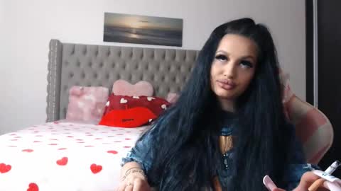 Snapshot of lisa104739 chatting on 02-17-26, 08:48 Lisa online show from 02-17-26, 08:48