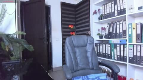 Snapshot of lisa2018 chatting on 11-30-25, 03:10 lisa online show from 11-30-25, 03:10