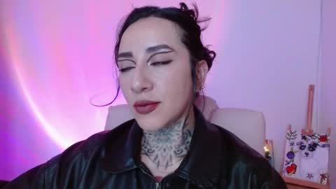 Snapshot of lisa_avila_ chatting on 03-04-26, 01:11 Lisa online show from 03-04-26, 01:11