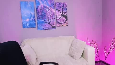 Lisa online show from 11-10-25, 10:36