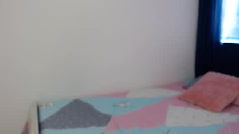 Lisa Santos online show from 11-18-25, 02:54