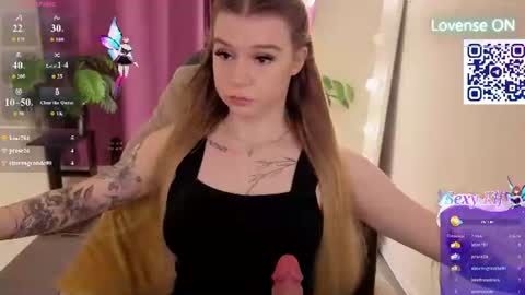 Snapshot of lisa_rabbit chatting on 07-11-26, 12:57 lisa_rabbit online show from 07-11-26, 12:57