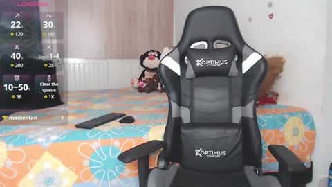 Snapshot of lisa_sexxy chatting on 03-07-26, 03:03 faisury online show from 03-07-26, 03:03