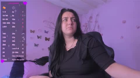 Snapshot of lisa_tennor chatting on 02-04-25, 01:06 Alisha Tennor online show from 02-04-25, 01:06