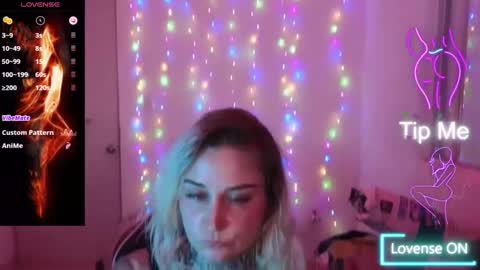 Snapshot of lisacasandra chatting on 03-05-25, 03:29 lisacasandra online show from 03-05-25, 03:29