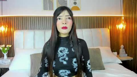 Snapshot of lisalain chatting on 04-23-26, 11:53 lisa online show from 04-23-26, 11:53