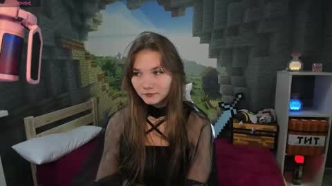 Lisa online show from 02-21-25, 09:22