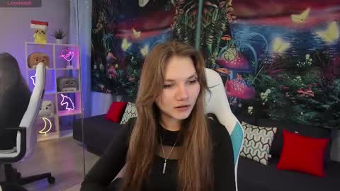 Lisa online show from 03-09-25, 12:42