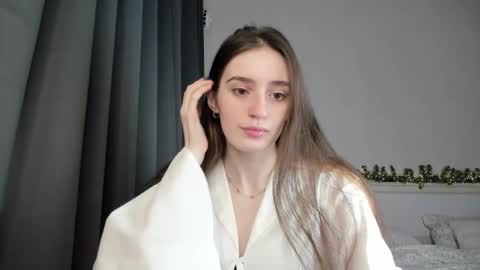 Lisa online show from 01-04-25, 08:48