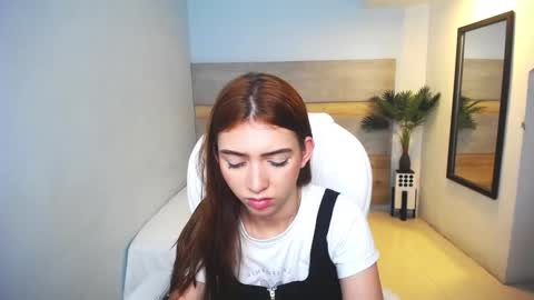 Liseth Fox online show from 01-17-25, 10:56