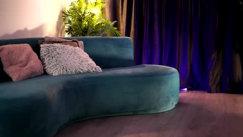 LisetteLuxe online show from 06-01-26, 07:15