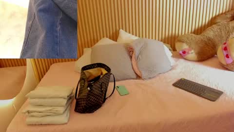 Liss online show from 04-12-26, 01:27