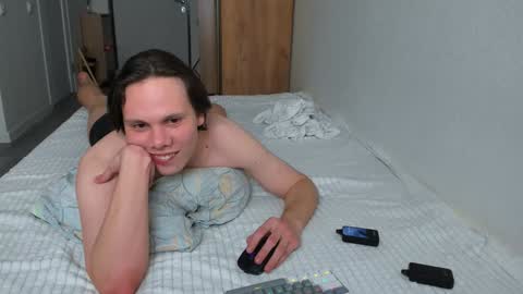 Alfie online show from 12-14-24, 03:18