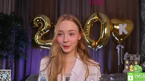 Snapshot of lissa_meooow chatting on 12-12-24, 03:32 your Liza again. Next stream Dec. 1 at 2 or 3 GMT online show from 12-12-24, 03:32