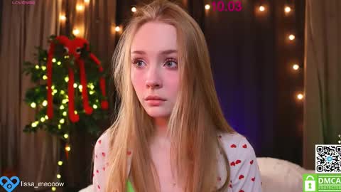 Snapshot of lissa_meooow chatting on 03-10-25, 03:34 your Liza again. Next stream Dec. 1 at 2 or 3 GMT online show from 03-10-25, 03:34