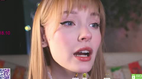 Snapshot of lissa_meooow chatting on 10-18-25, 05:43 your Liza again. Next stream Dec. 1 at 2 or 3 GMT online show from 10-18-25, 05:43